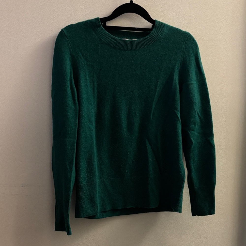 J. Crew green  Women's Crew Neck cashmere Sweater